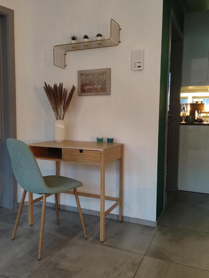 Gite A L'Ombre Du Clocher Avec Jacuzzi Et Sauna Privatifs Celles  Bagian luar foto