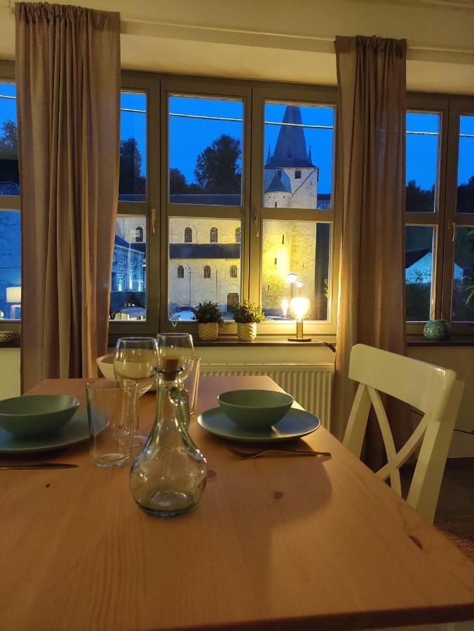 Gite A L'Ombre Du Clocher Avec Jacuzzi Et Sauna Privatifs Celles  Bagian luar foto