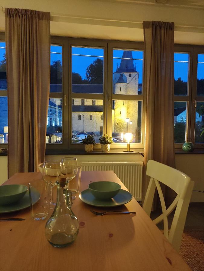 Gite A L'Ombre Du Clocher Avec Jacuzzi Et Sauna Privatifs Celles  Bagian luar foto