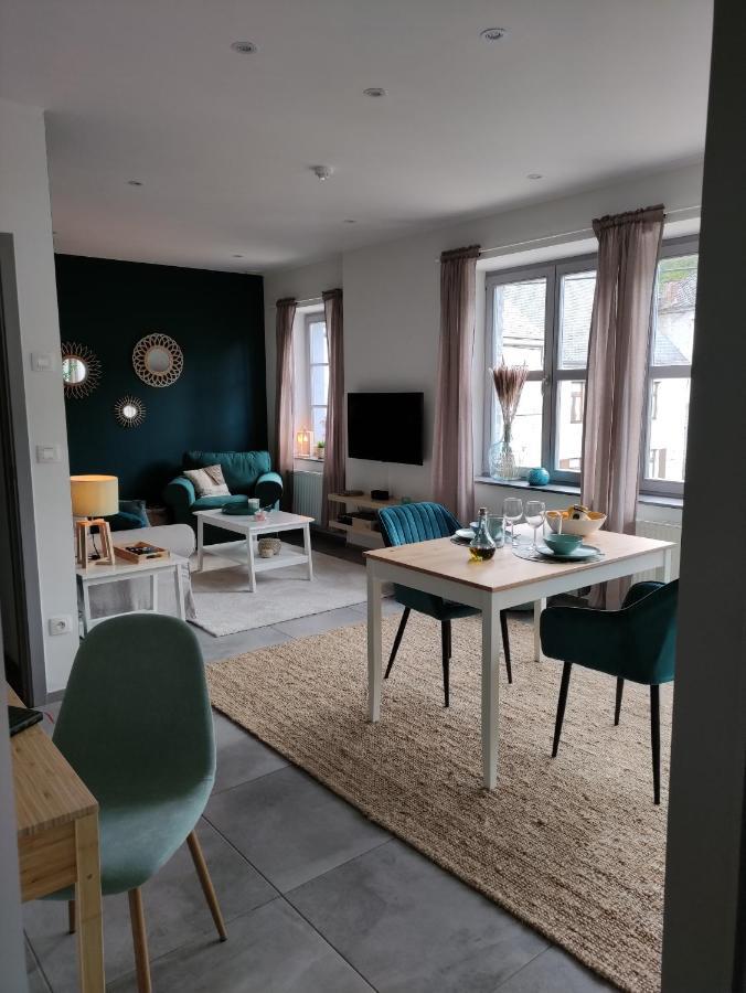 Gite A L'Ombre Du Clocher Avec Jacuzzi Et Sauna Privatifs Celles  Bagian luar foto